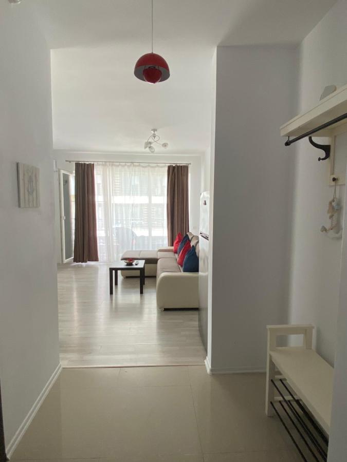 Alex Apartments Navodari Bagian luar foto